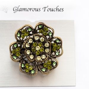 Retro floral design brooch pistachio green & clear stones